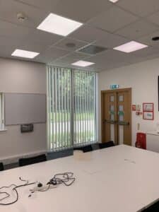 Installation of 75 vertical blinds 1 Large blinds